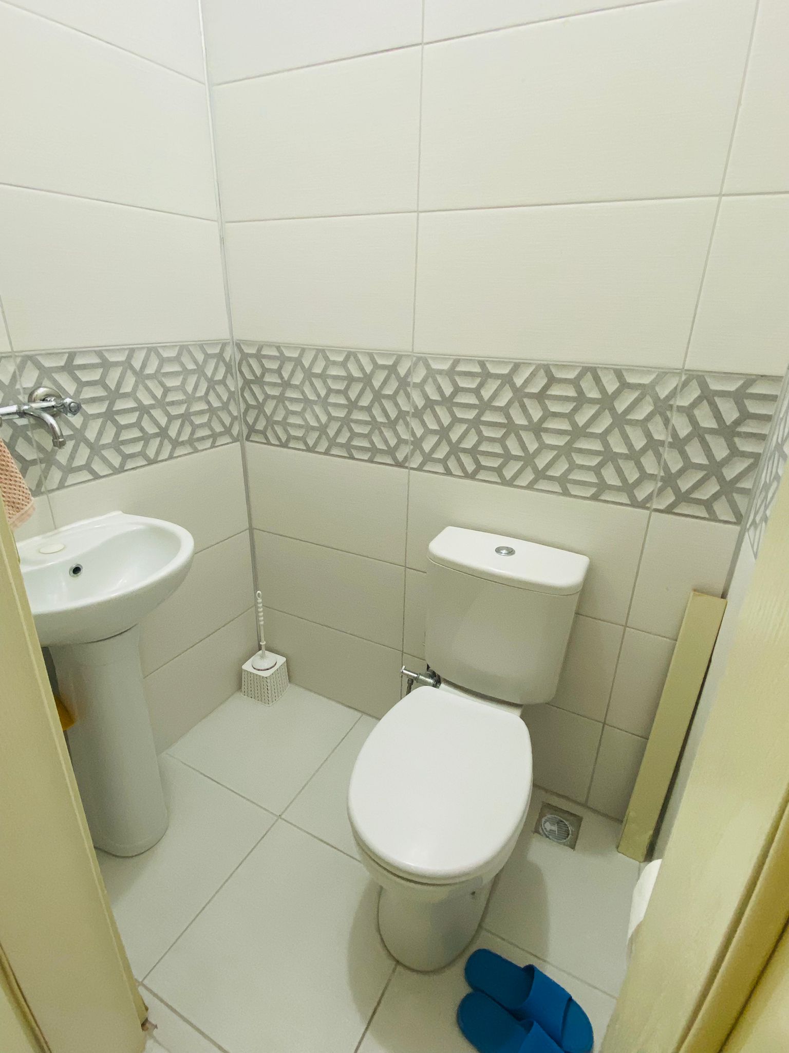Cesur Emlak'tan Satılık Merkez de 3+1 Bakımlı Daire