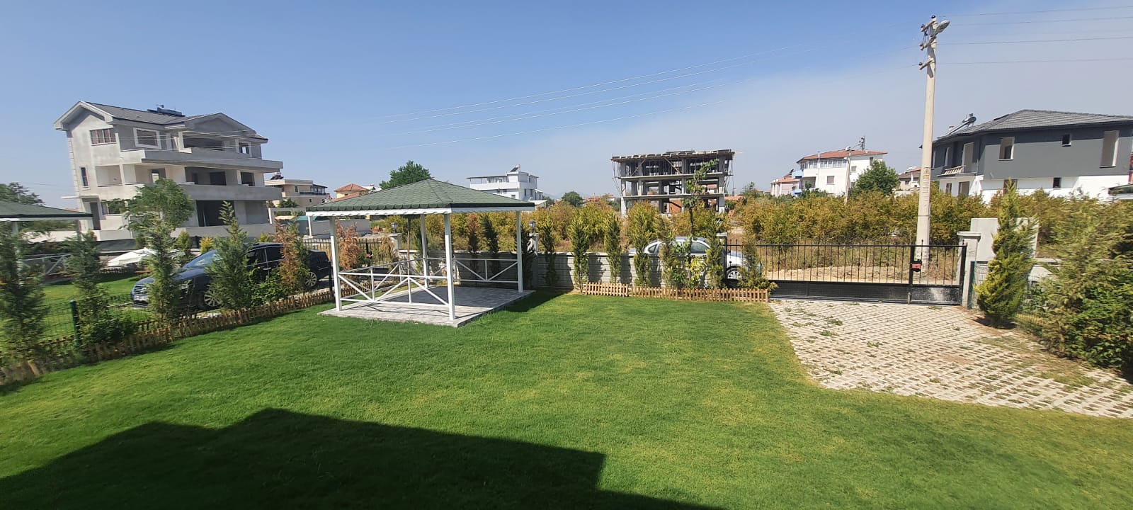 Cesur Emlak'tan Satılık 405m2 Arsalı Havuzsuz Dublex Müstakil Villa Ref.Kodu:4107
