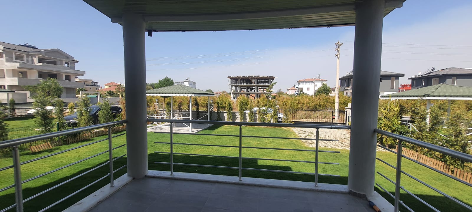 Cesur Emlak'tan Satılık 405m2 Arsalı Havuzsuz Dublex Müstakil Villa Ref.Kodu:4107
