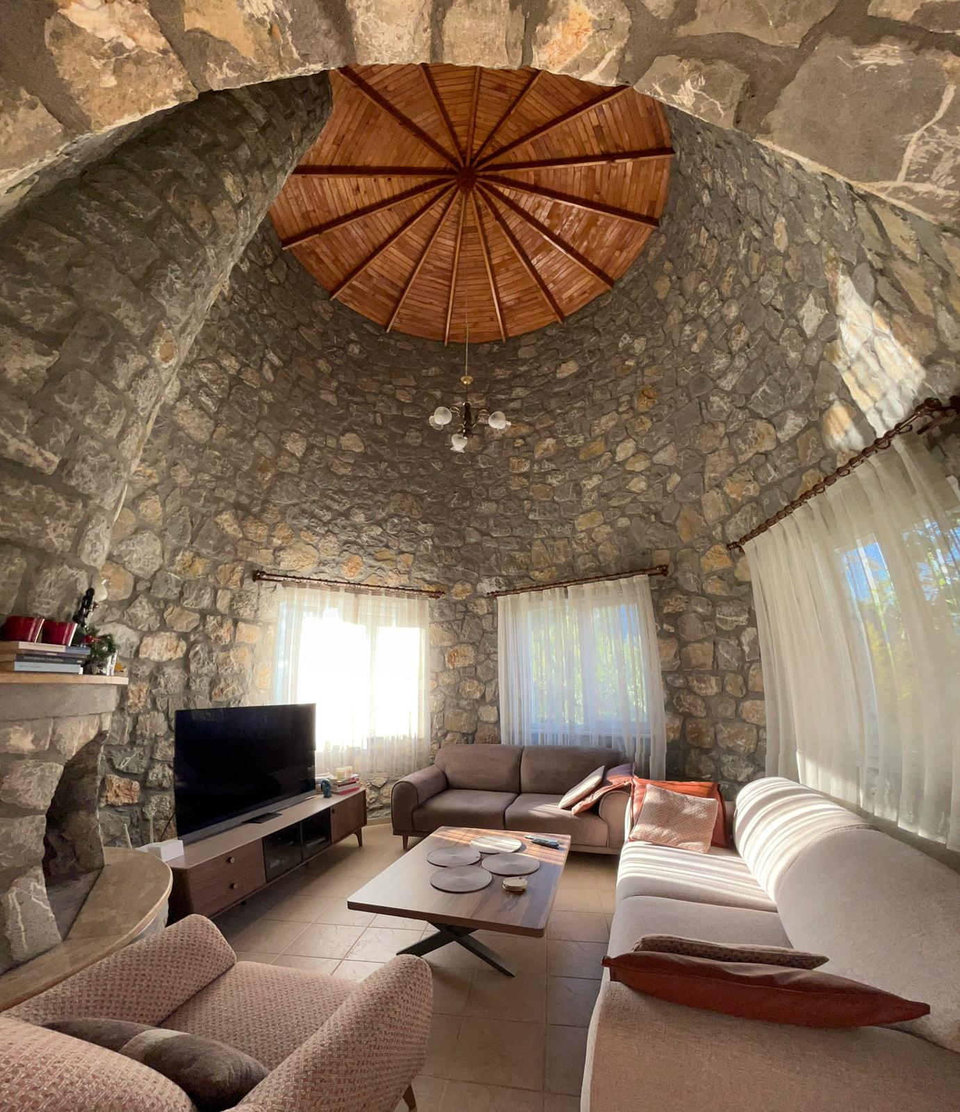 Akkaya'da Müstakil Havuzlu 3+1 Villa Ref.kodu:7139