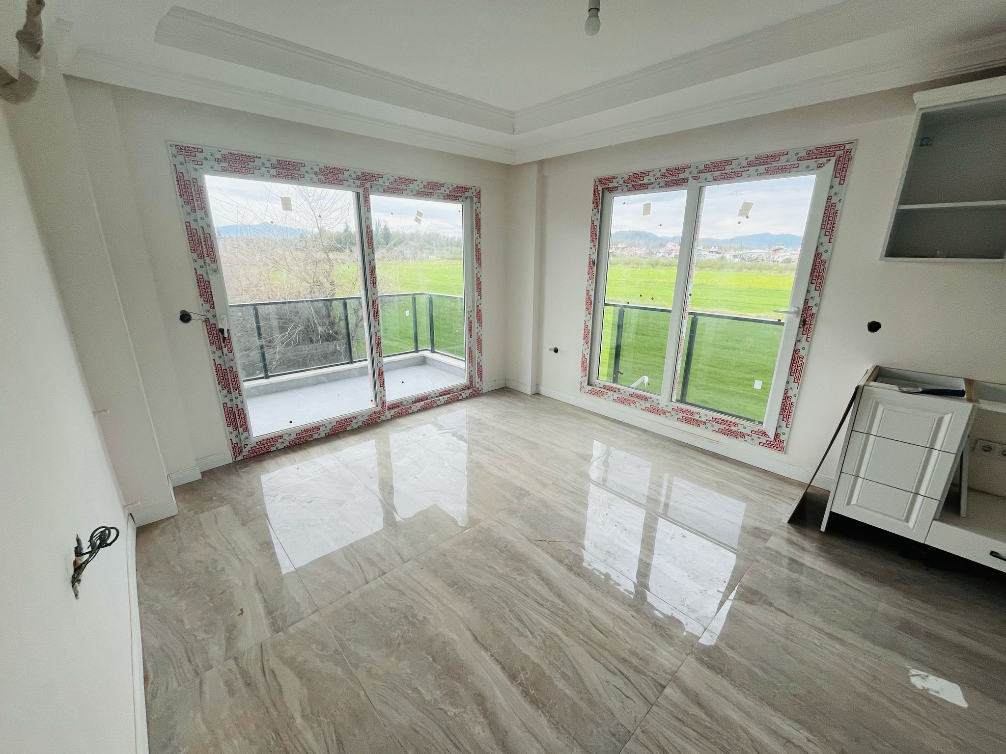 Cesur Emlak'tan Havuzlu Satılık Sıfır 1+1 Daire Ref.Kodu:7152