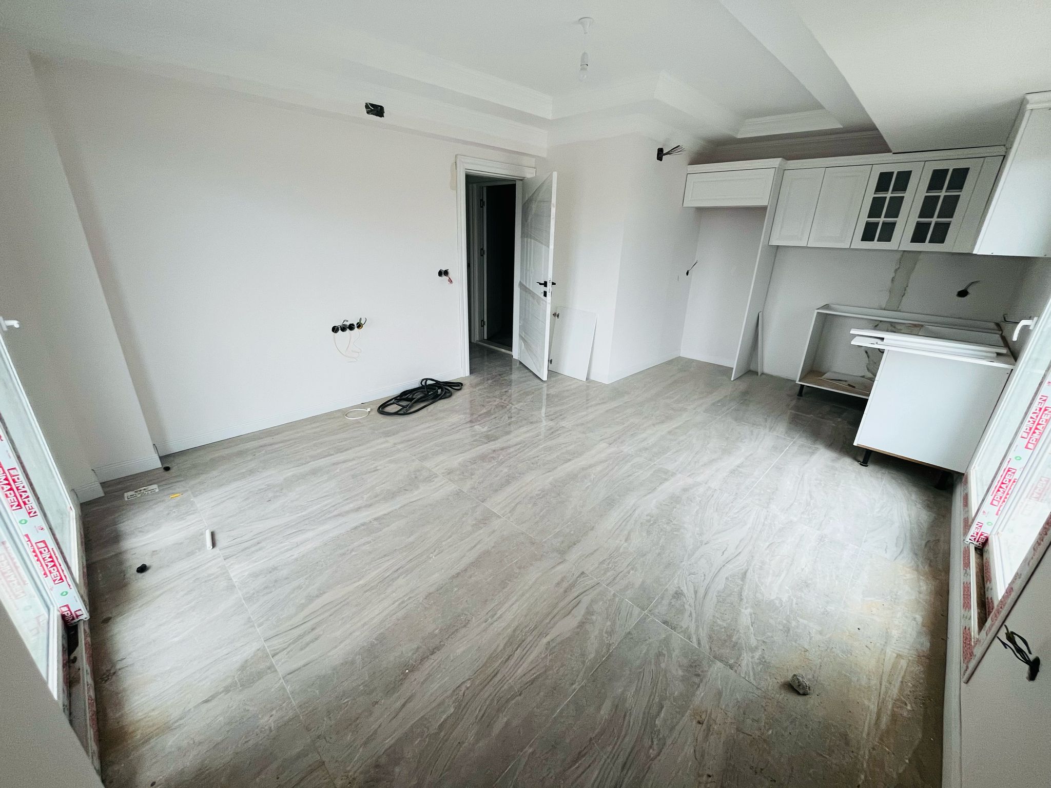 Cesur Emlak'tan Havuzlu Satılık Sıfır 1+1 Daire Ref.Kodu:7152