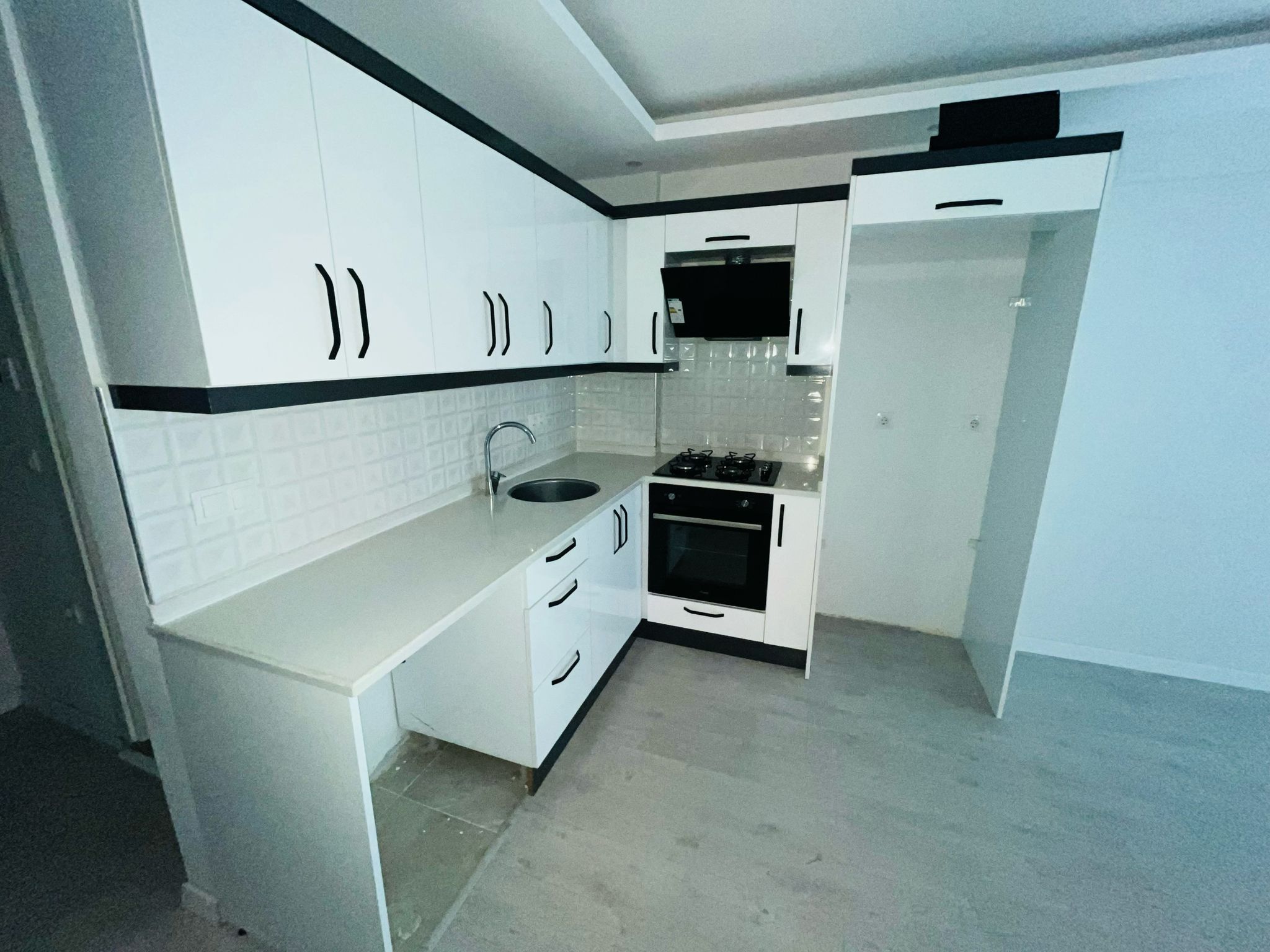 Cesur Emlak'tan Satılık 1+1 Asansörlü Daire Ref.Kodu:6761