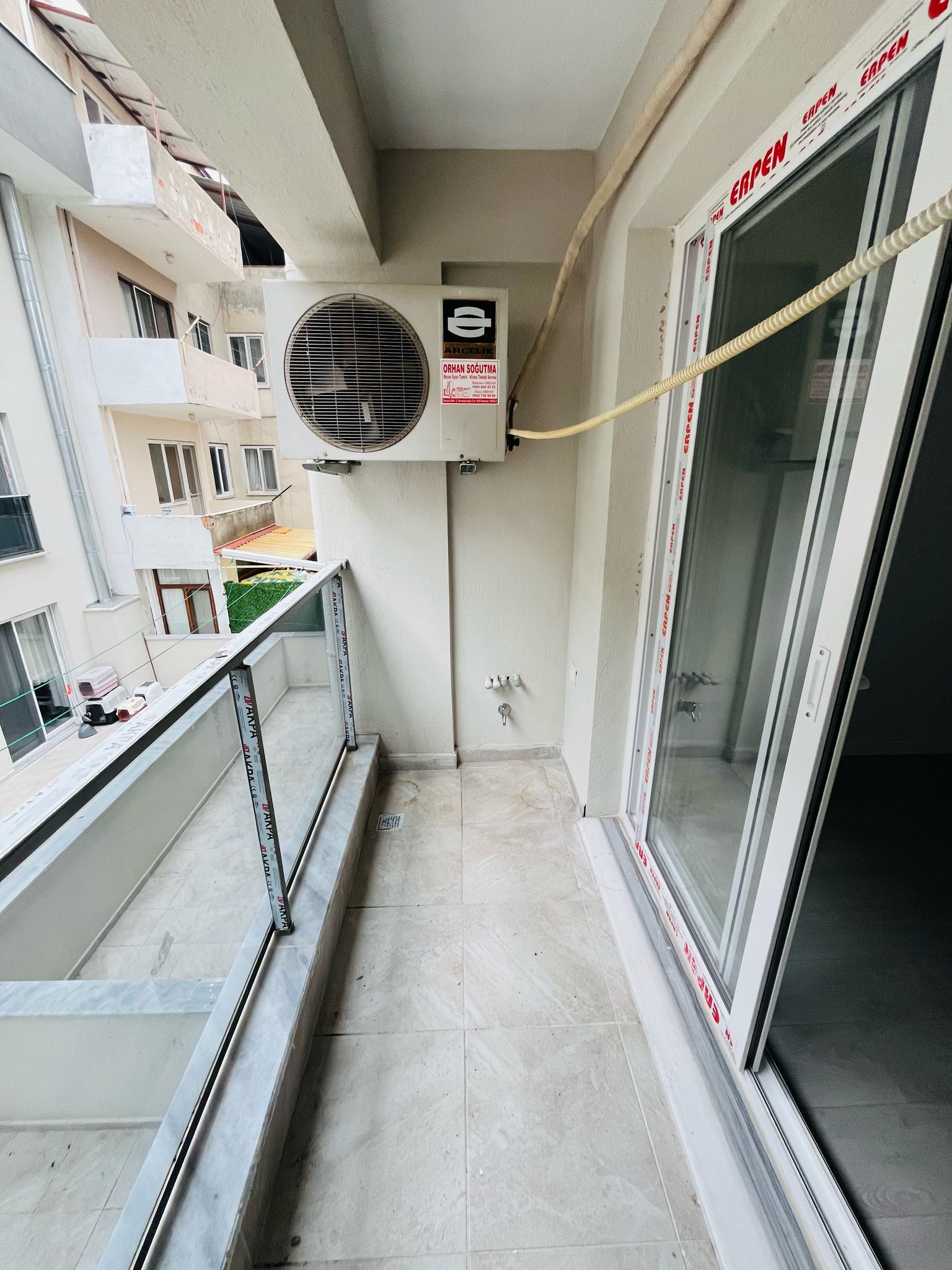 Cesur Emlak'tan Satılık 1+1 Asansörlü Daire Ref.Kodu:6761