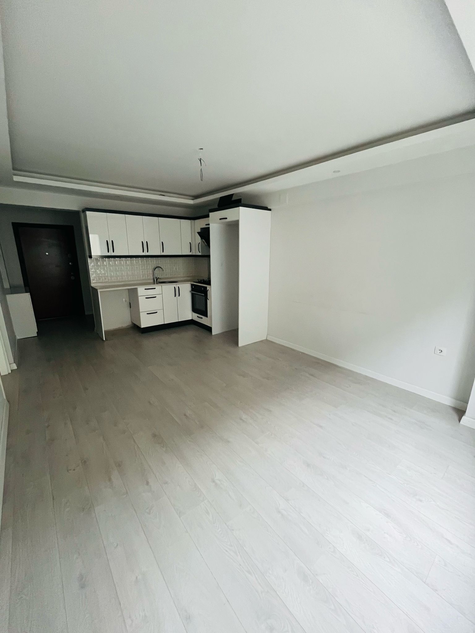 Cesur Emlak'tan Satılık 1+1 Asansörlü Daire Ref.Kodu:6761