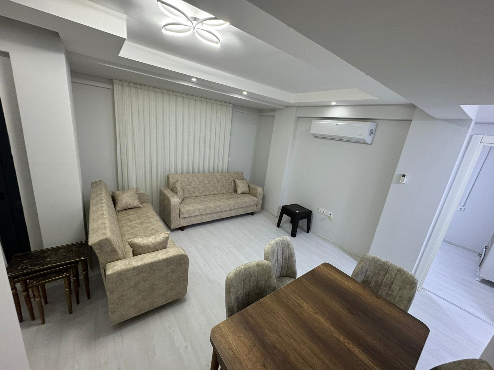 Cesur Emlak'tan Havuzlu 2+1 Satılık Daire Ref.Kodu:6740