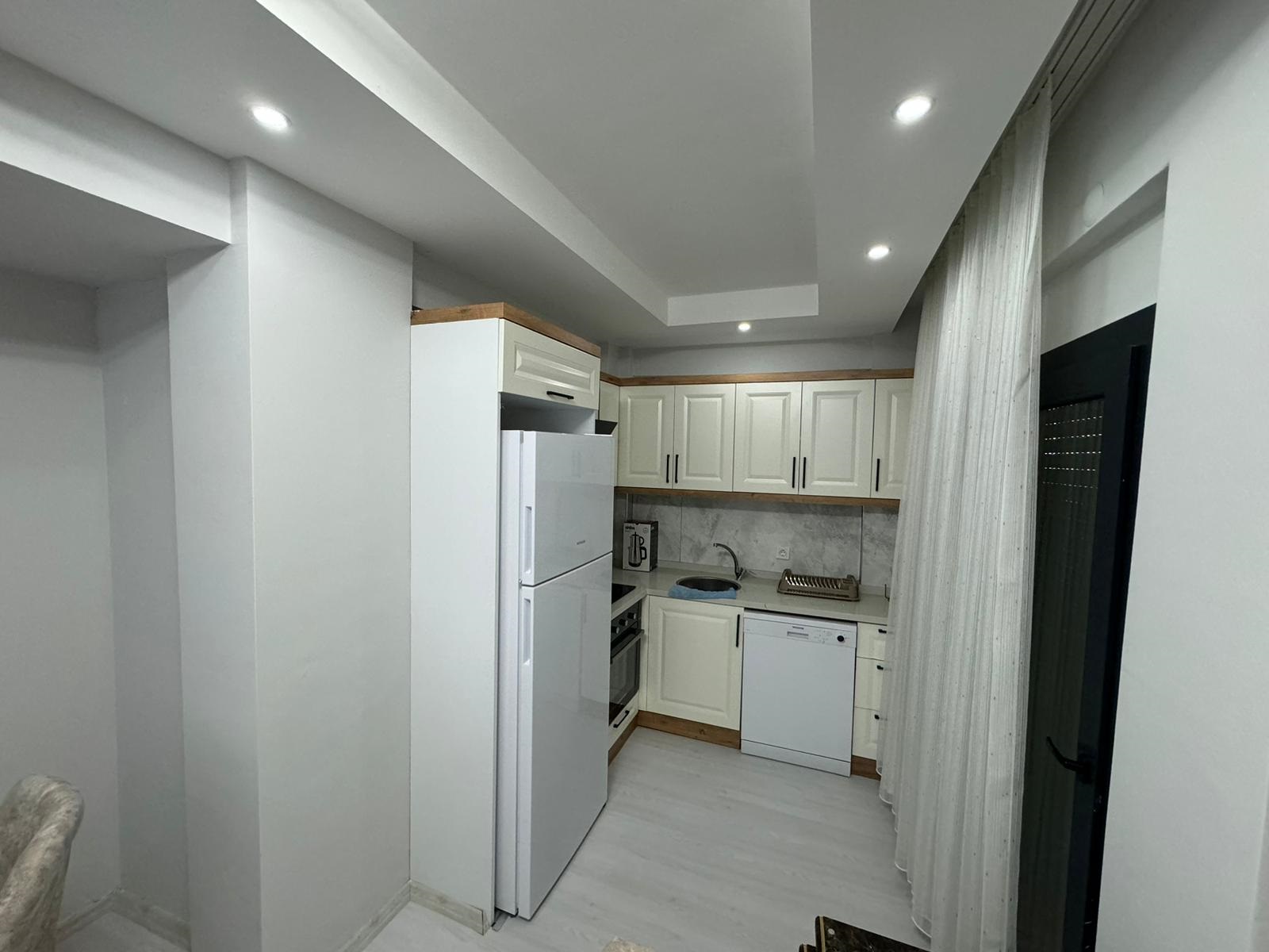 Cesur Emlak'tan Havuzlu 2+1 Satılık Daire Ref.Kodu:6740