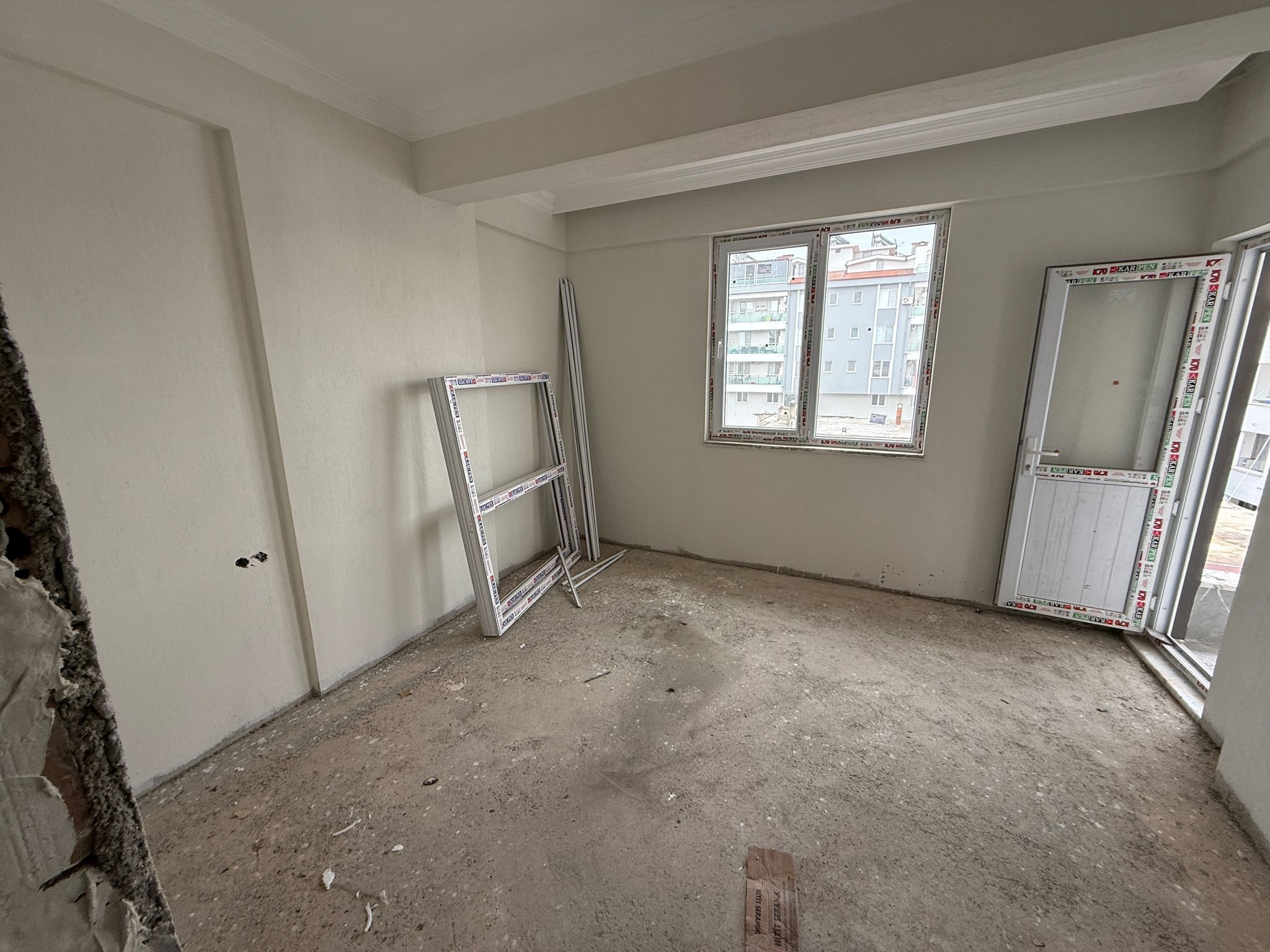 Cesur Emlak'tan Karaçalı'da Satılık 1+1 Deniş Daire RefKodu:7159