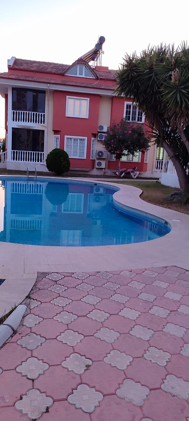 Cesur Emlak'tan Satılık Karaçalıda Triplex Villa Ref.Kodu:7175