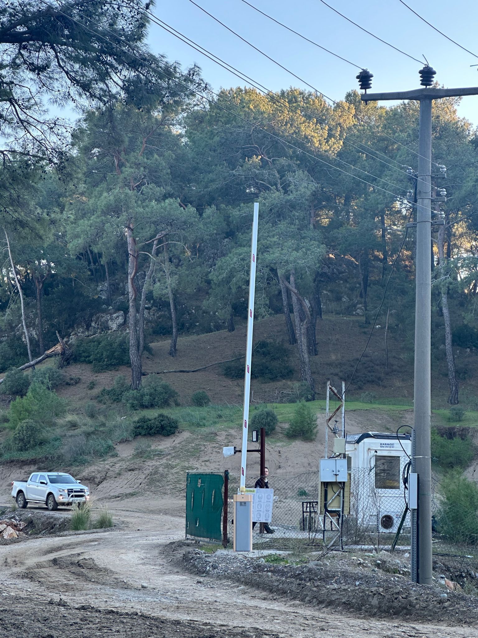 Cesur Emlak'tan Satılık 505m2  Sarıgerme'de Arsa Ref.Kodu:KAE