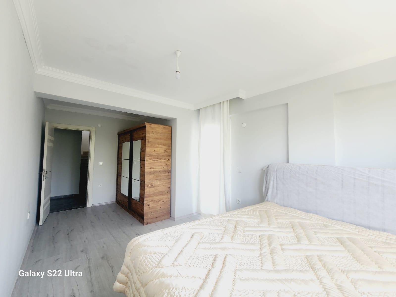 Cesur Emlak'tn Kiralık Boş 4+1 200m2 Kullanımlı Çatı Dublex Daire