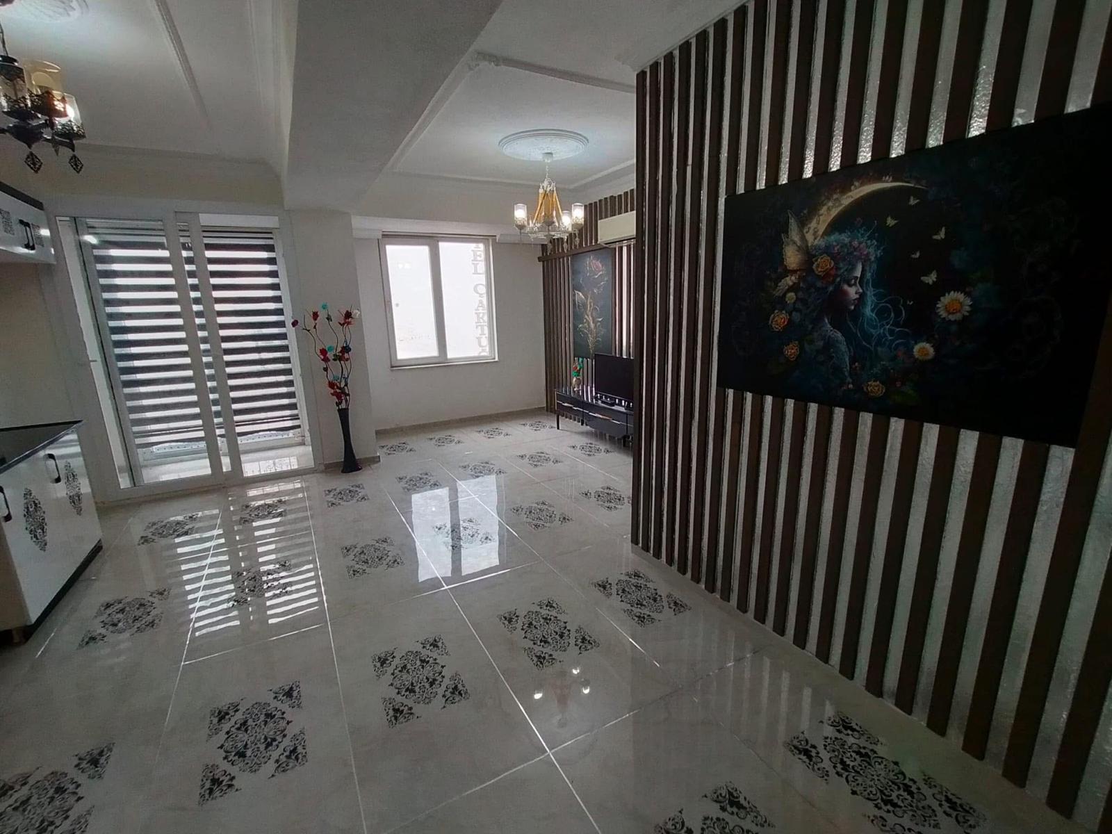 Cesur Emlak'tan Satılık Merkez de Kiracılı 2+1 Daire