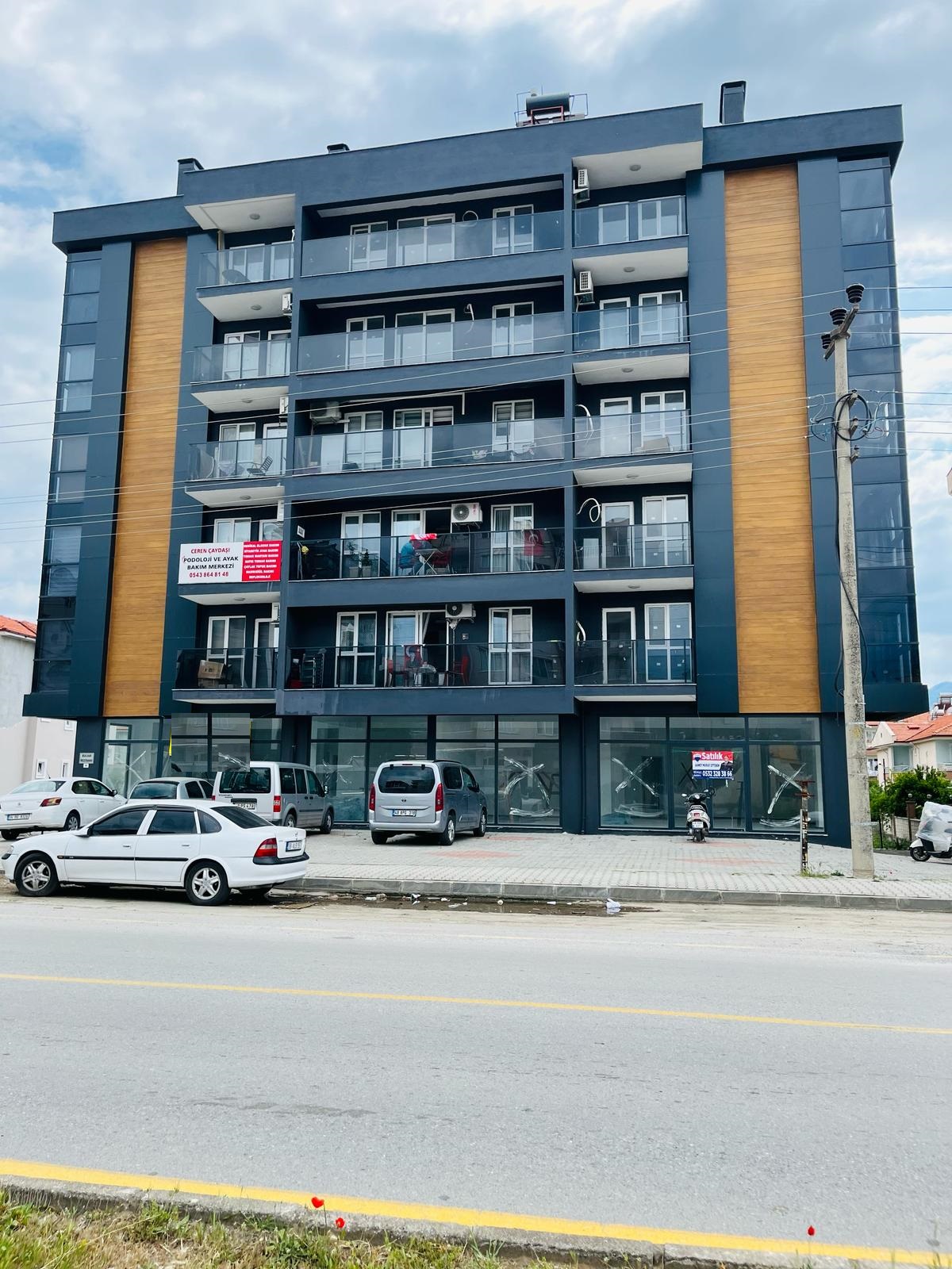 Ortaca Merkez'de Satılık 176m2 2 Katlı Dükkan Ref.kodu:7213
