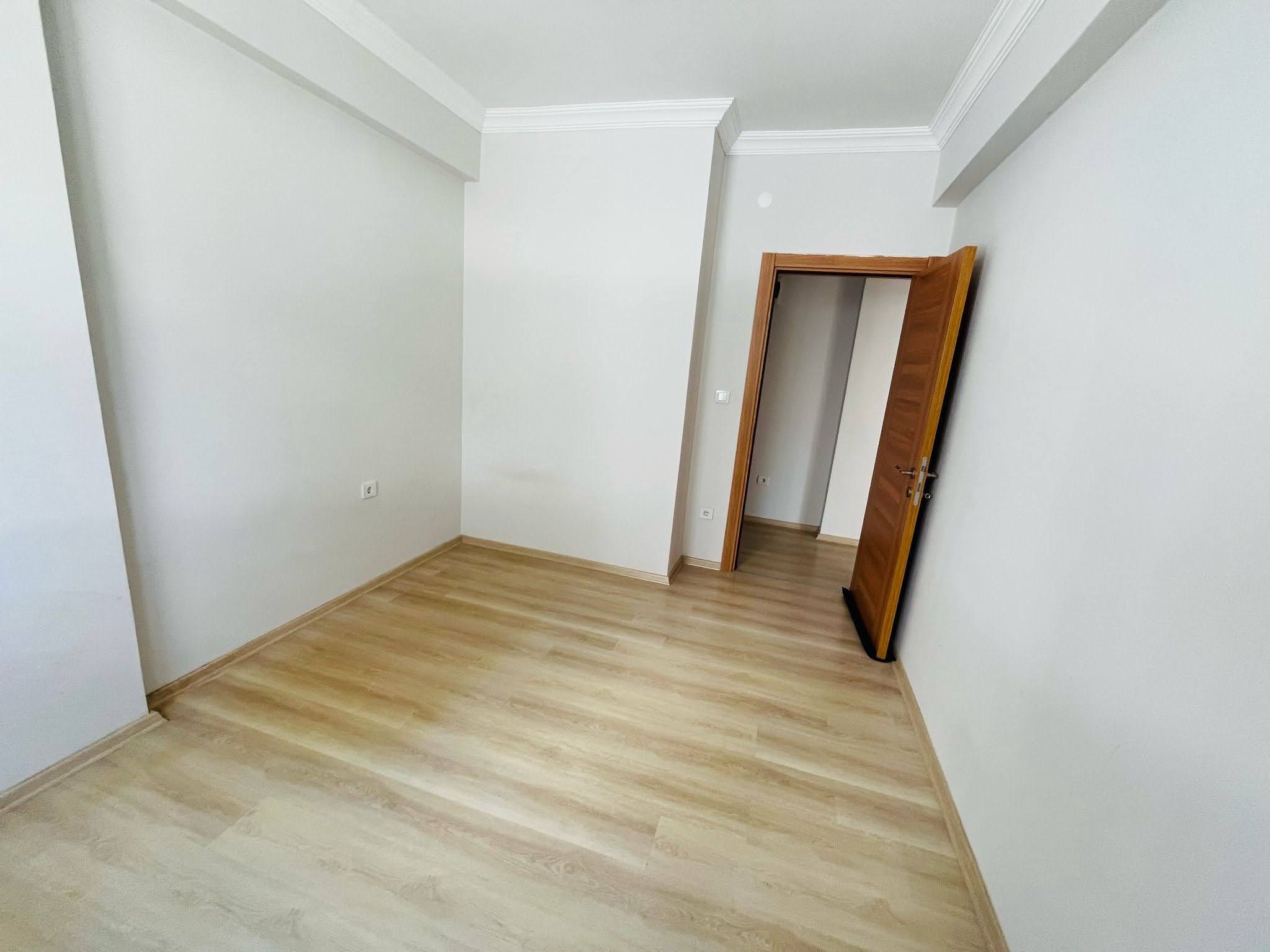 Havuzlu Sitede Kiralık 1+1 Boş Daire Ref.Kodu:7190