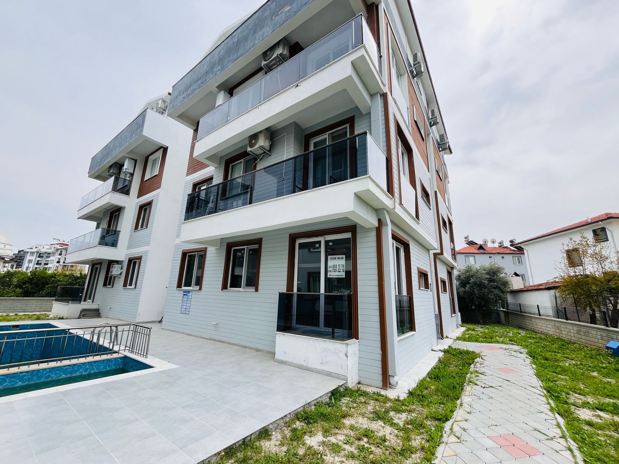 Havuzlu Sitede Kiralık 1+1 Boş Daire Ref.Kodu:7190