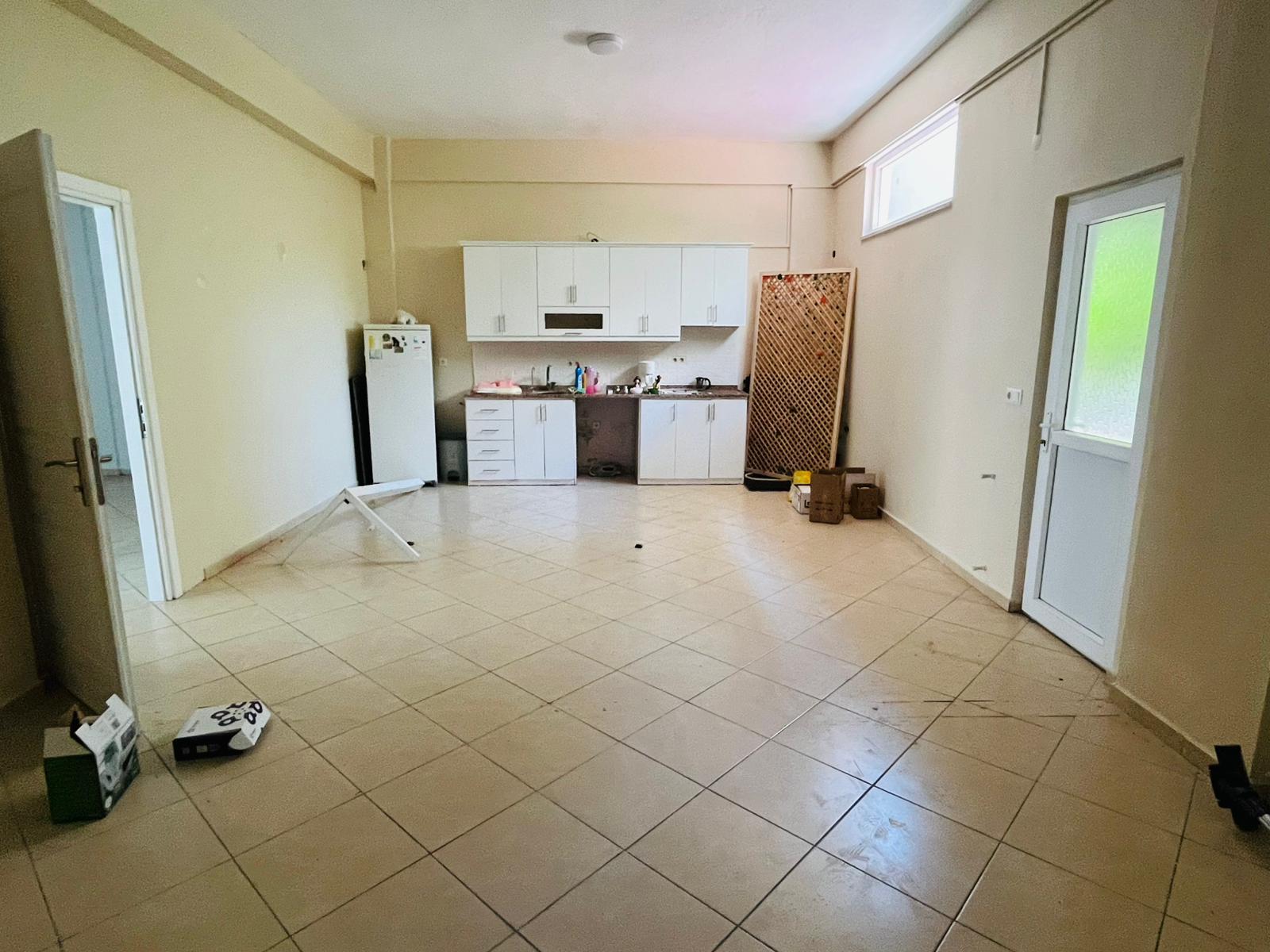 Merkez'de Kapalı Mutfaklı Kiralık Büyük Dükkan Ref.Kodu:7266