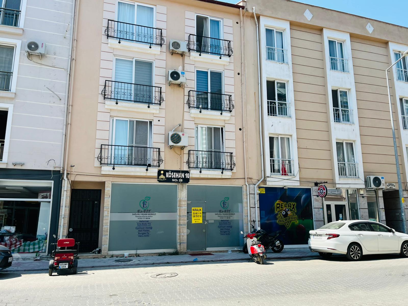 Merkez'de Kapalı Mutfaklı Kiralık Büyük Dükkan Ref.Kodu:7266