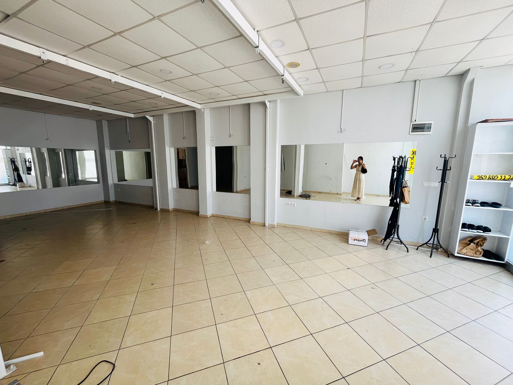 Merkez'de Kapalı Mutfaklı Kiralık Büyük Dükkan Ref.Kodu:7266
