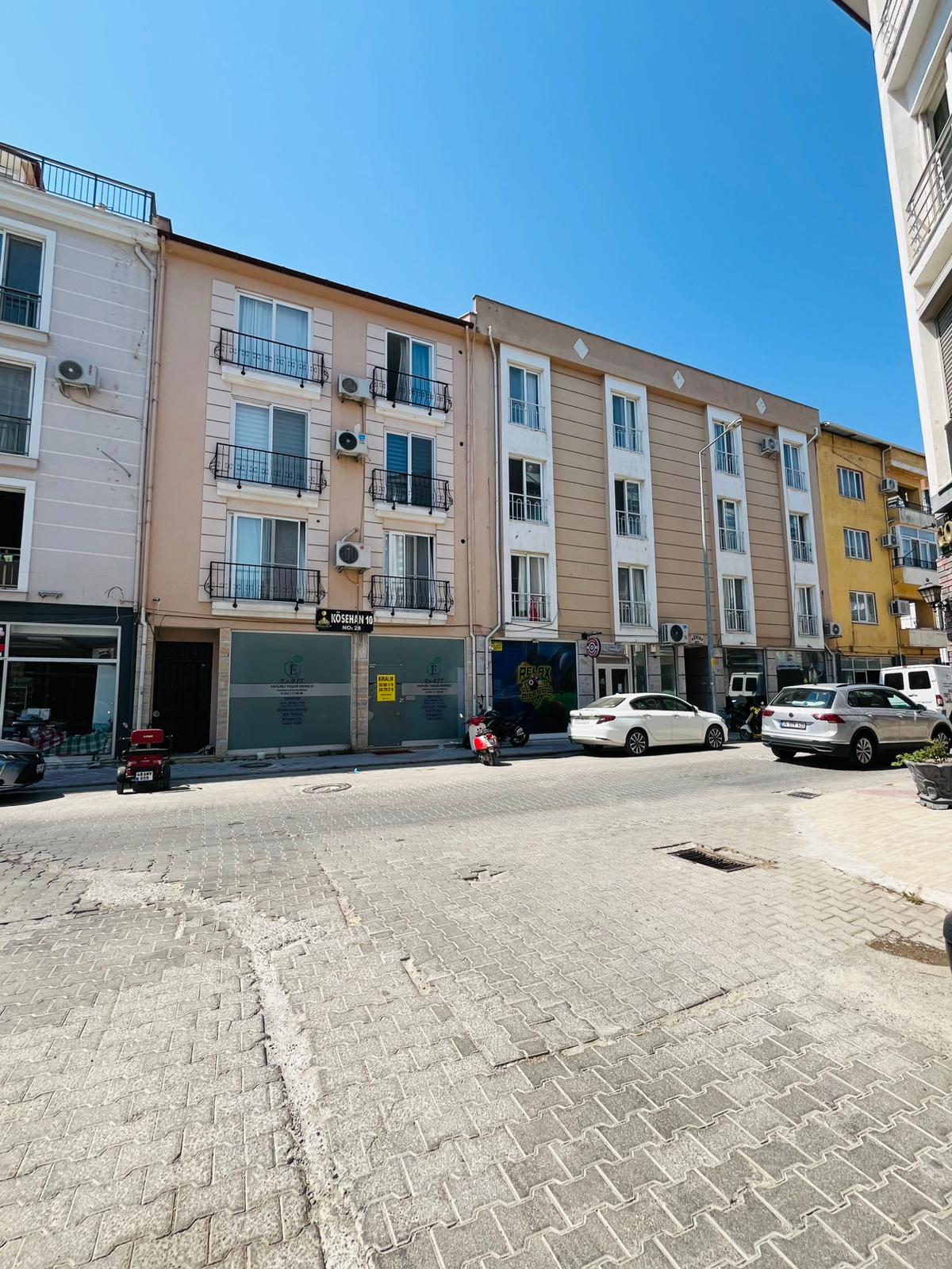 Merkez'de Kapalı Mutfaklı Kiralık Büyük Dükkan Ref.Kodu:7266