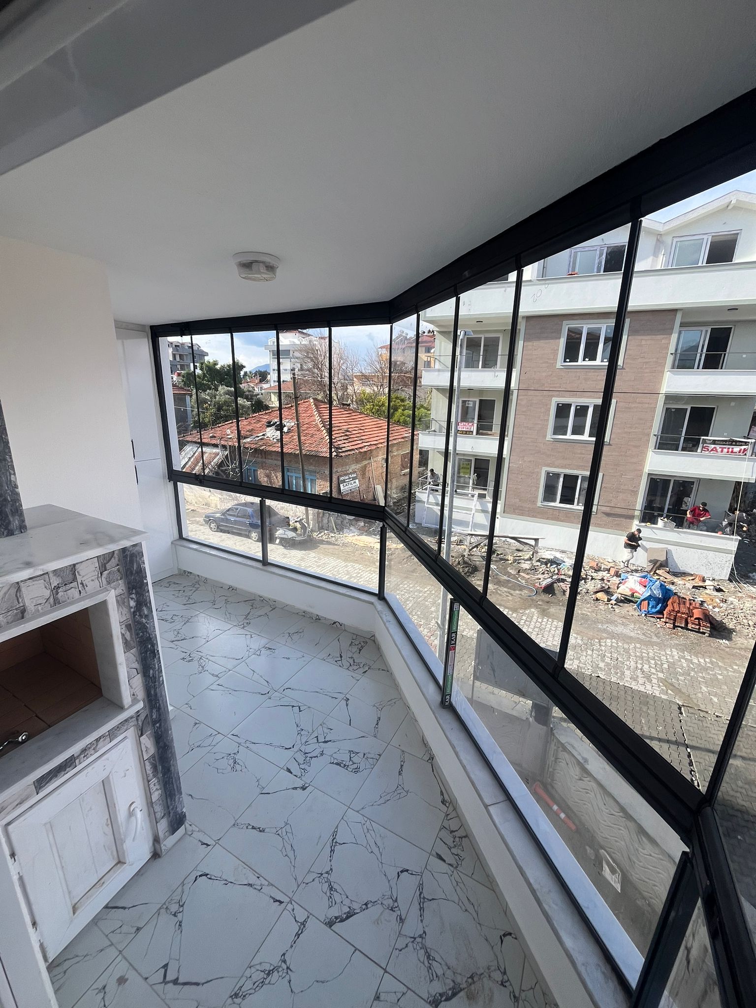 Dalaman Merkezde SATILIK 2+1 Aile Apartmanı Vestiyerli