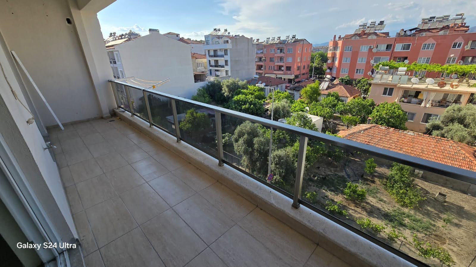 DALAMAN MERKEZDE KİRALIK 3+1 DAİRE KAHVE SOKAĞI YANI (Ref:6927)