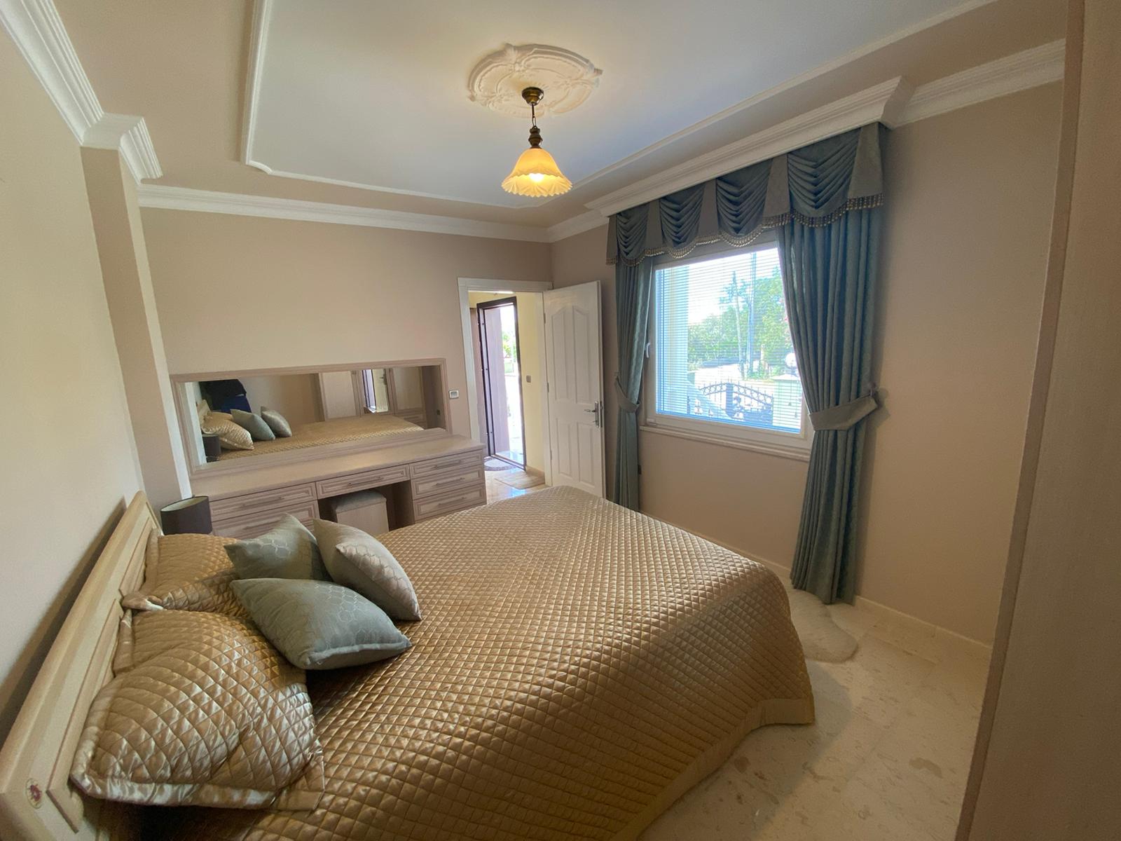 685 m² Arsa İçinde, Özel Havuzlu ve Full Eşyalı Lüks Villa – Dalaman Cesur Emlak 