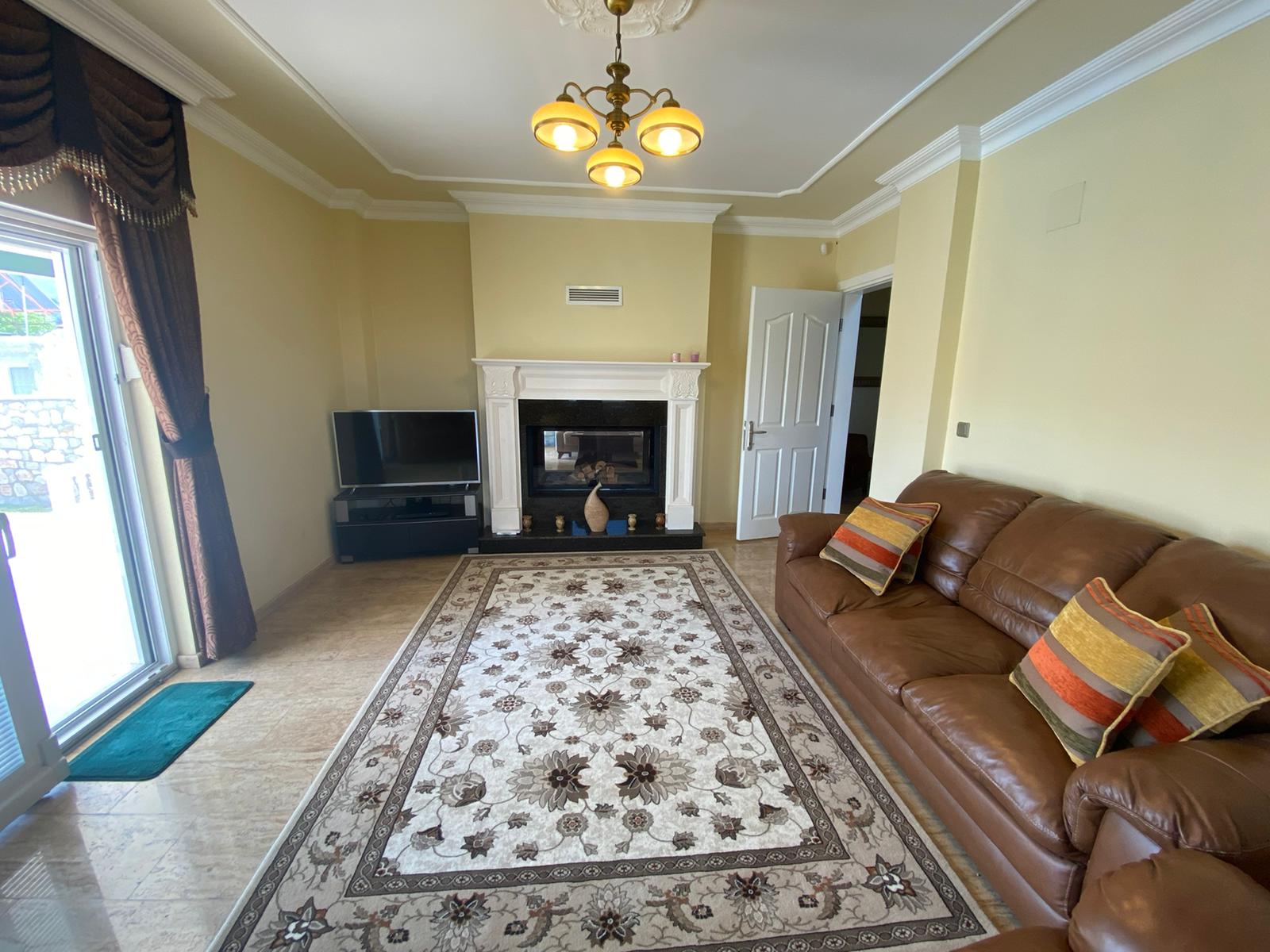 685 m² Arsa İçinde, Özel Havuzlu ve Full Eşyalı Lüks Villa – Dalaman Cesur Emlak 