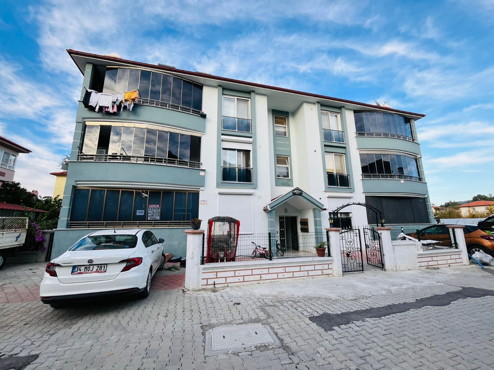 Kapalı Balkonu ve Geniş Yaşam Alanlarıyla 3+1 Özel Daire