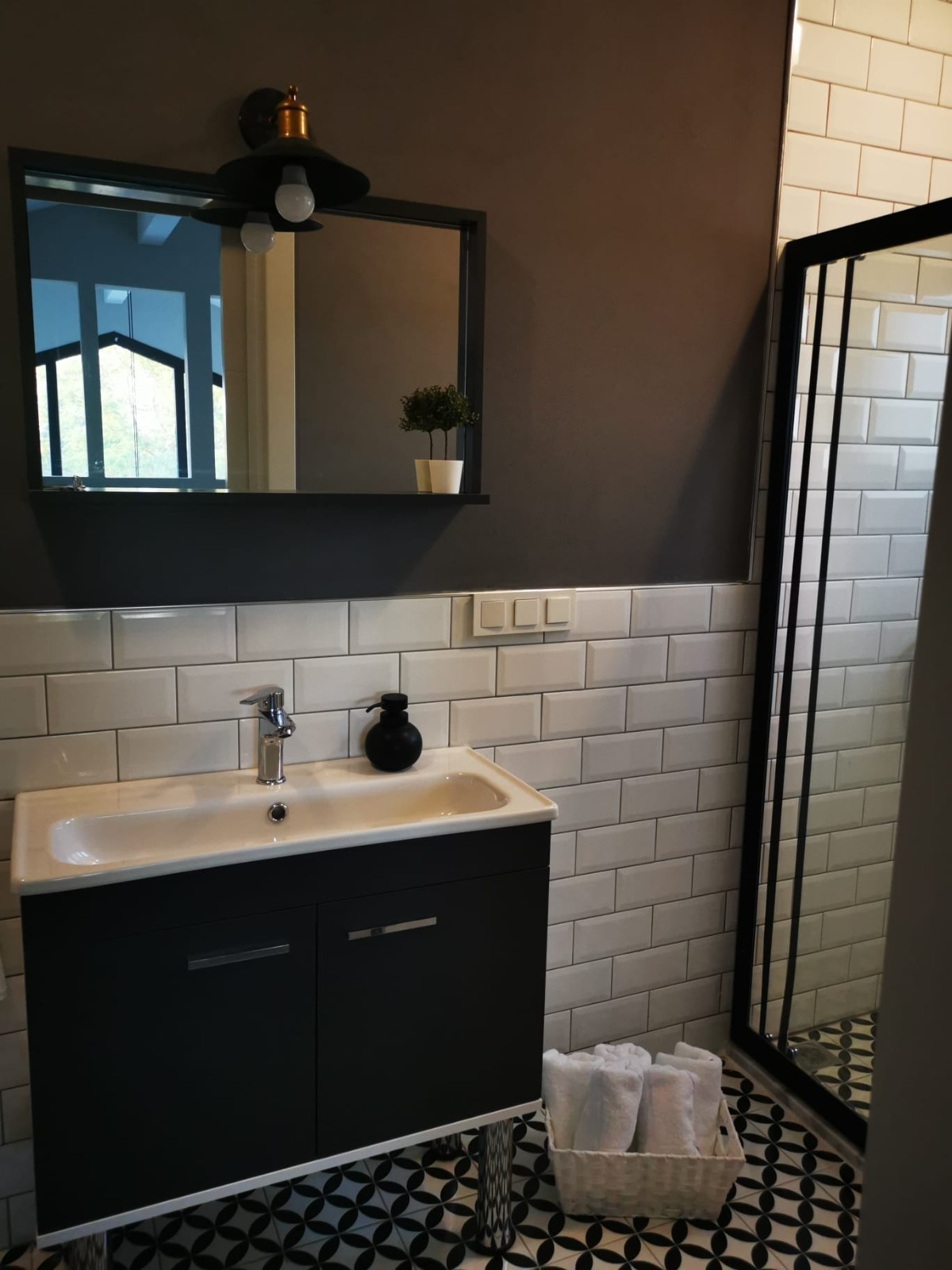 Altıntaşta Özel Havuzlu 120m² 2+1 Çelik Villa Tek Kaldı