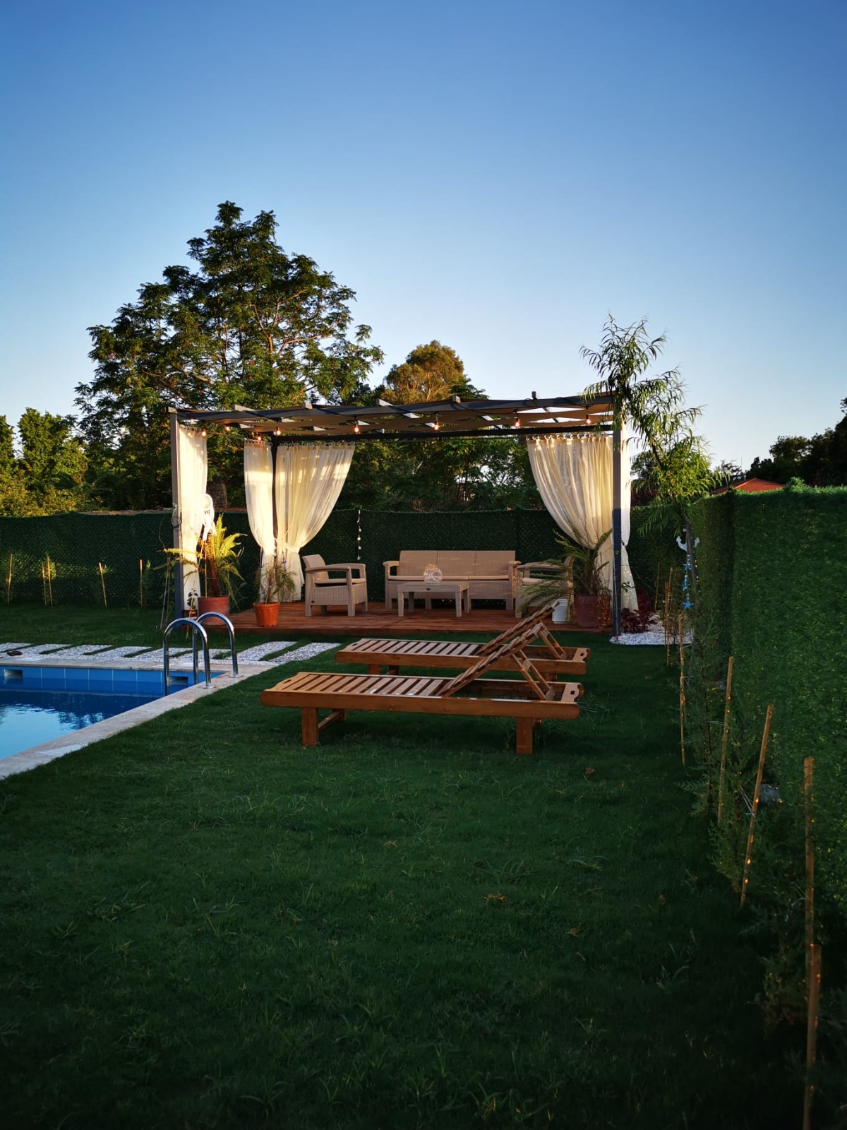 Altıntaşta Özel Havuzlu 120m² 2+1 Çelik Villa Tek Kaldı