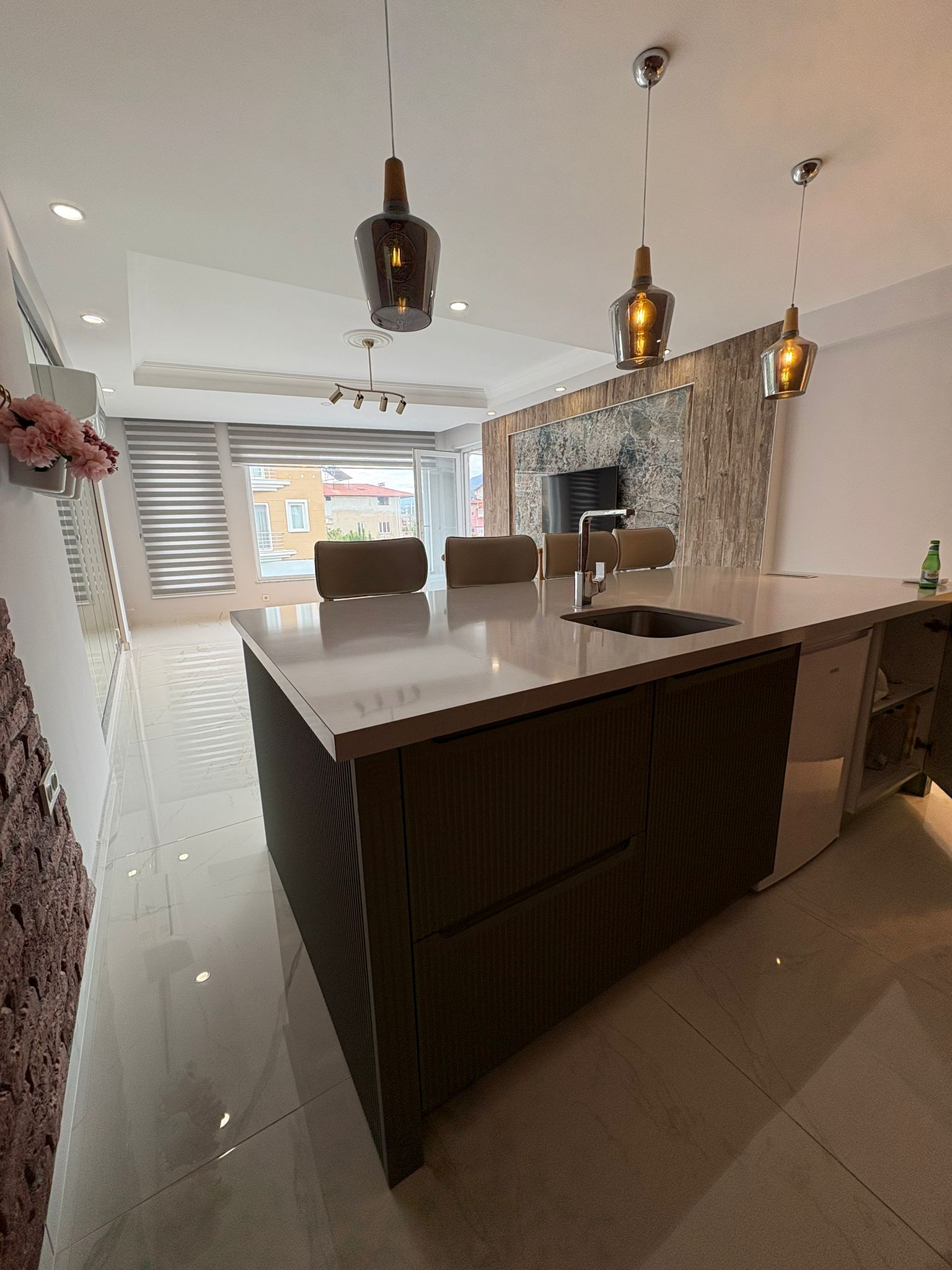 Dalaman Merkez Pazaryeri Kiralık 2+1 Ofis / İşyeri Uygun