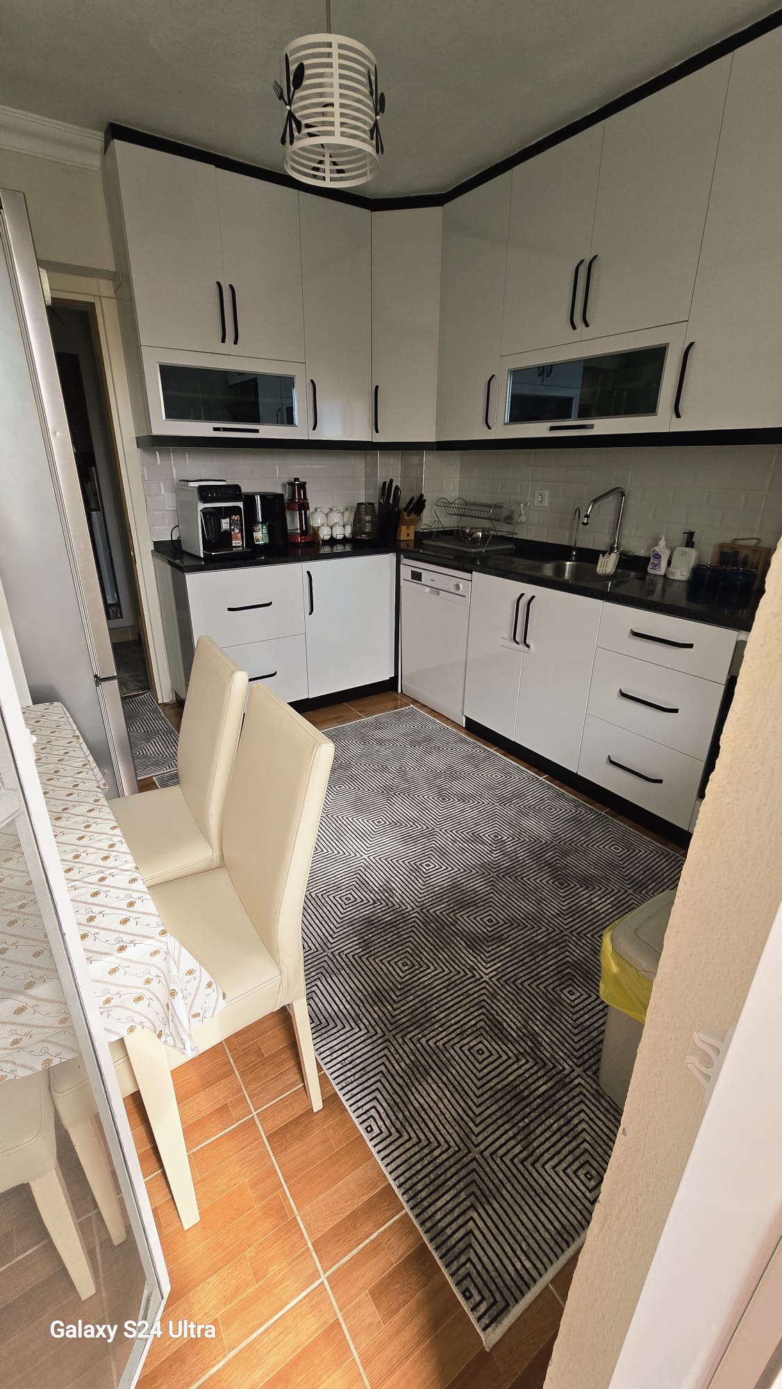 Dalaman Merkezde 105 m² Güney Cepheli,Ara Kat Eşyalı 2+1 Satılık